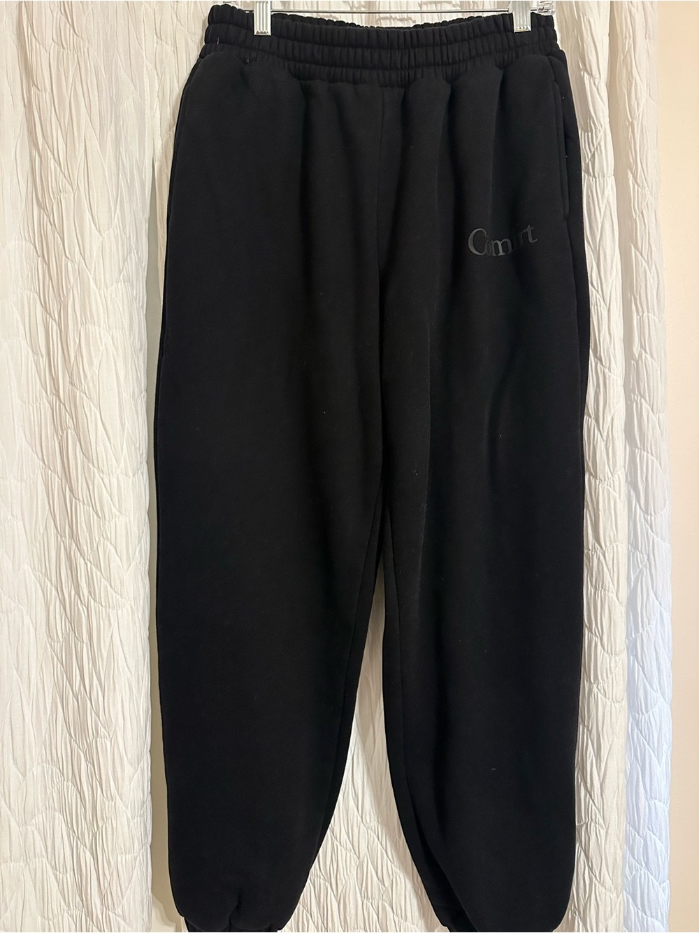 Comfrt Black Sweatpants - Picture 2 of 2